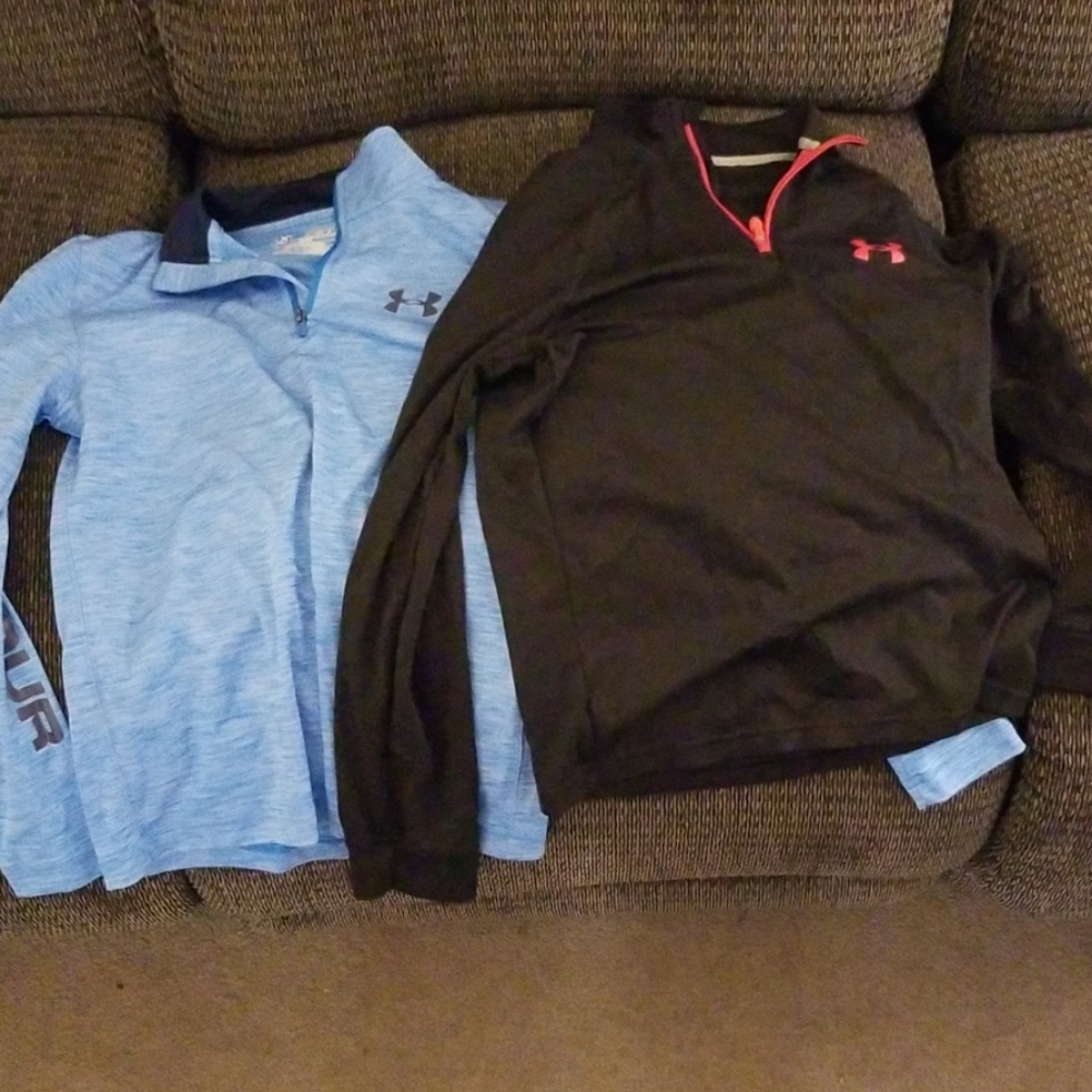 Two Boys Under Armour 1/4 zip size Youth M
